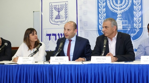 التوقيع على اتفاقية جديدة بين وزارة التعليم والمالية وزيادة في الاجور للمعلمين